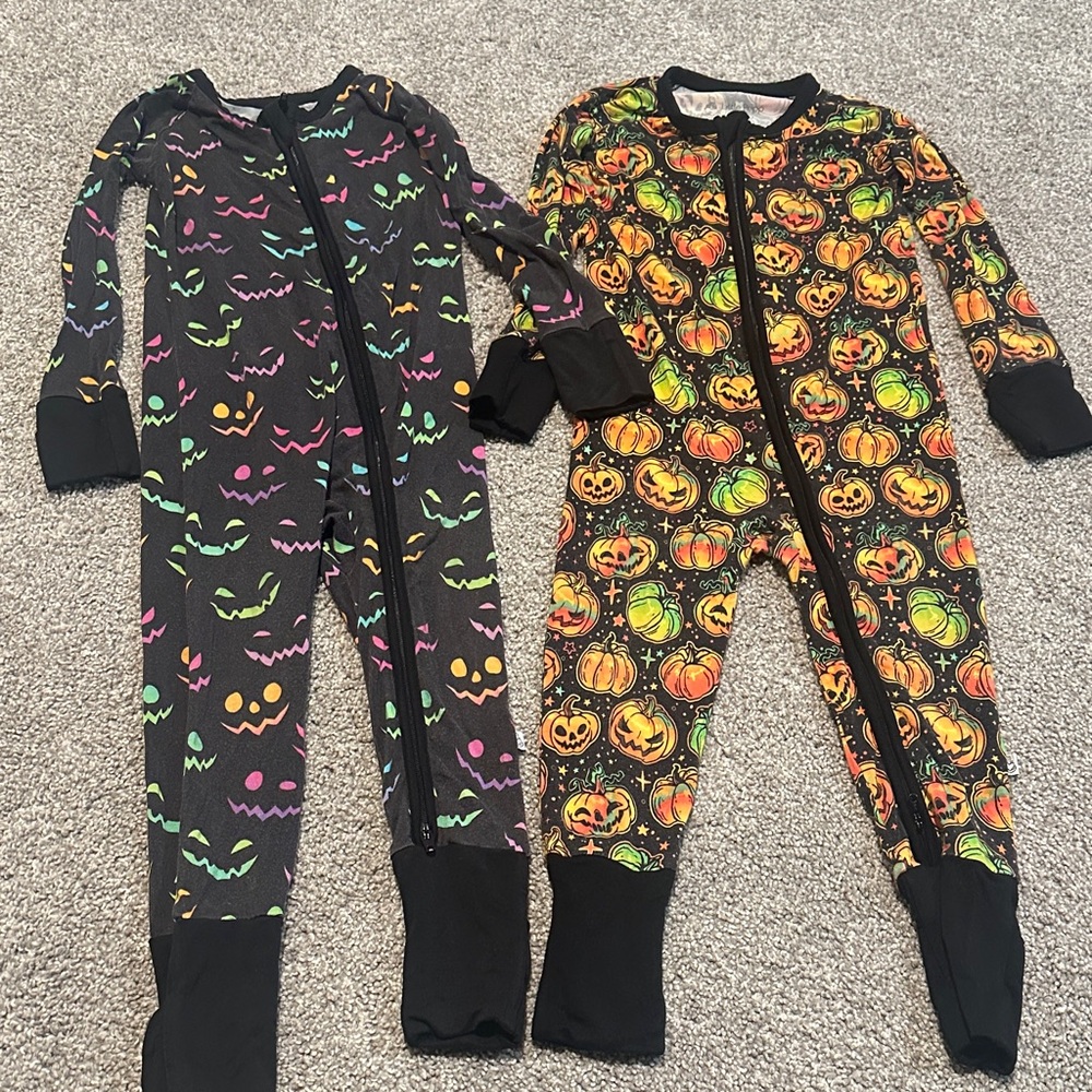 Little Pop Crew Halloween‎ Bamboo Convertible Sleepers 12-18 months